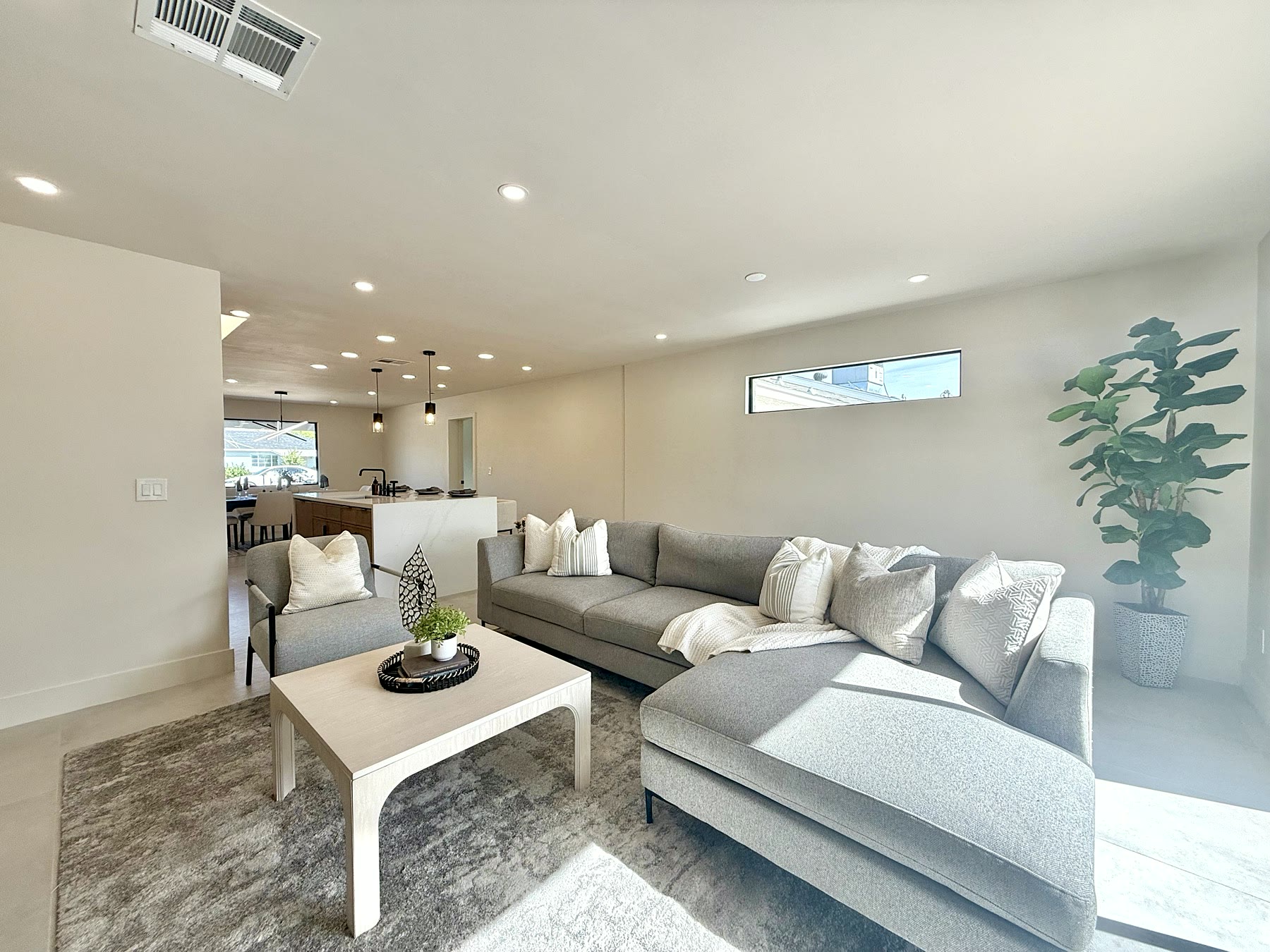 Phoenix kitchen and dining space staged for buyer appeal